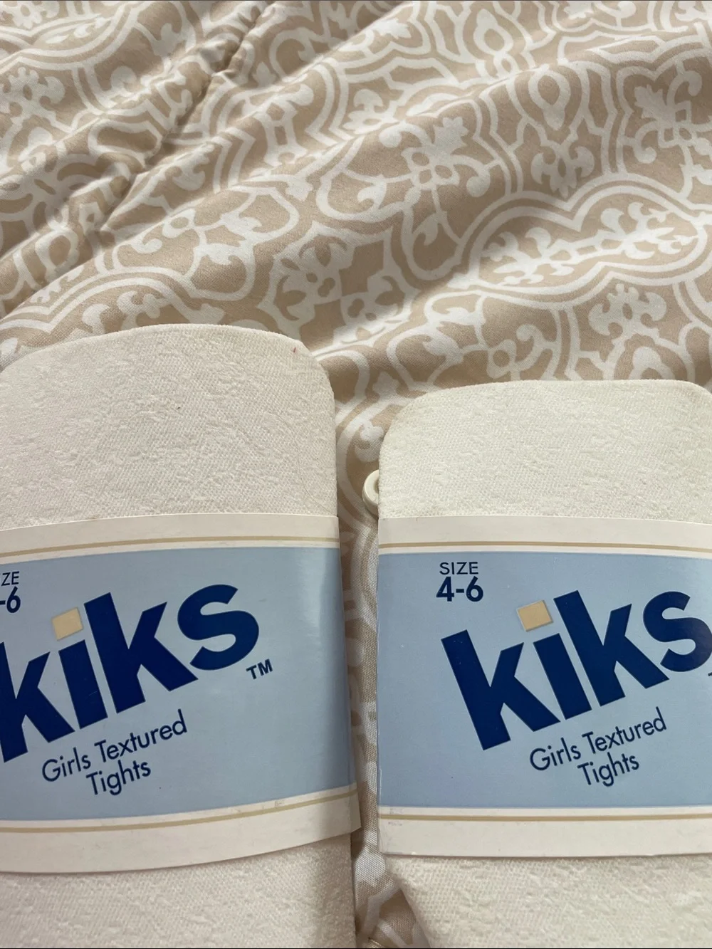 Girls Textured Tights – White (Size 4-6)
